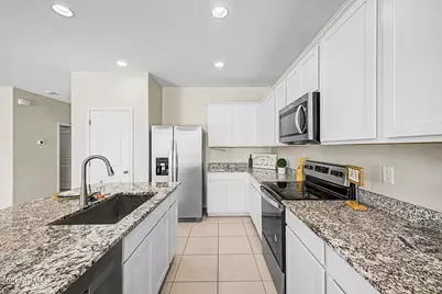 10410 W Sonrisas Street, Tolleson, AZ 85353 - Photo 16