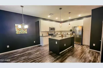 2362 E Huntington Drive, Phoenix, AZ 85040 - Photo 2