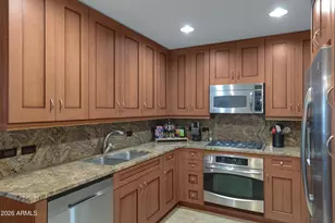 7161 E Rancho Vista Dr, Scottsdale, AZ 85251 - Photo 24