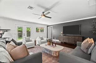 4330 E Devonshire Ave, Phoenix, AZ 85018 - Photo 16