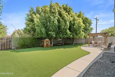 4330 E Devonshire Avenue, Phoenix, AZ 85018 - Photo 30