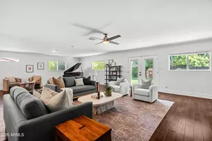 4330 E Devonshire Ave, Phoenix, AZ 85018 - Photo 18
