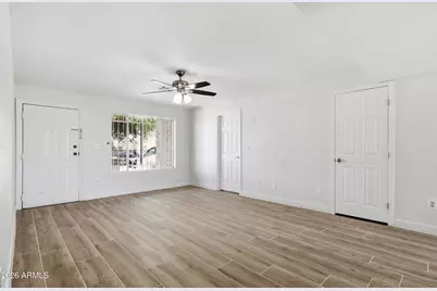 2031 N 55th Avenue, Phoenix, AZ 85035 - Photo 8