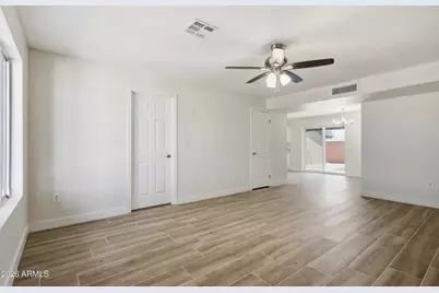 2031 N 55th Avenue, Phoenix, AZ 85035 - Photo 16