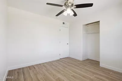 2031 N 55th Avenue, Phoenix, AZ 85035 - Photo 22