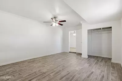 2031 N 55th Avenue, Phoenix, AZ 85035 - Photo 18