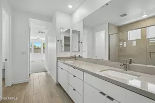 7945 W Loma Ln, Peoria, AZ 85345 - Photo 22