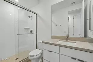 7945 W Loma Ln, Peoria, AZ 85345 - Photo 28