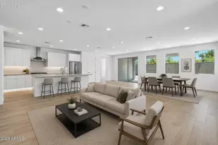 7945 W Loma Ln, Peoria, AZ 85345 - Photo 8