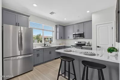 2601 E Clarendon Avenue #19, Phoenix, AZ 85016 - Photo 6