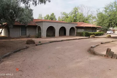 619 E Leah Lane, Gilbert, AZ 85234 - Photo 14