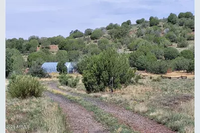 50400 N Starship Trail, Ash Fork, AZ 86320 - Photo 6