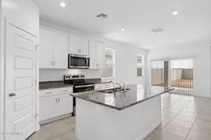 38150 W Giallo Ln, Maricopa, AZ 85138 - Photo 2