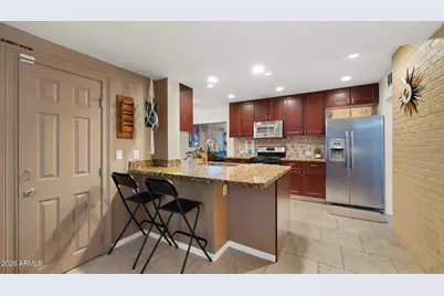218 W Roma Avenue, Phoenix, AZ 85013 - Photo 12
