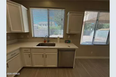 1470 W Armstrong Way, Chandler, AZ 85286 - Photo 8