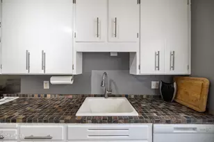 140 E Coronado Rd, Phoenix, AZ 85004 - Photo 32
