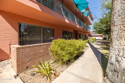 140 E Coronado Road #19, Phoenix, AZ 85004 - Photo 2