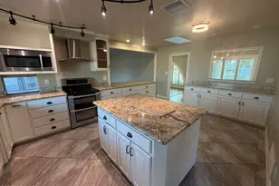3013 S Fairway Dr, Tempe, AZ 85282 - Photo 12