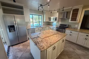 3013 S Fairway Dr, Tempe, AZ 85282 - Photo 10