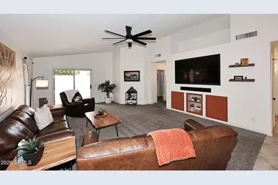 8818 W Melinda Lane, Peoria, AZ 85382 - Photo 20