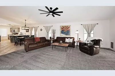 8818 W Melinda Lane, Peoria, AZ 85382 - Photo 18