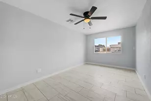 6753 W Palm Ln, Phoenix, AZ 85035 - Photo 12