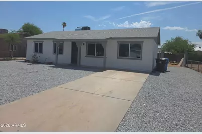 6753 W Palm Lane, Phoenix, AZ 85035 - Photo 2