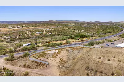 46605 N Black Canyon Highway, New River, AZ 85087 - Photo 1