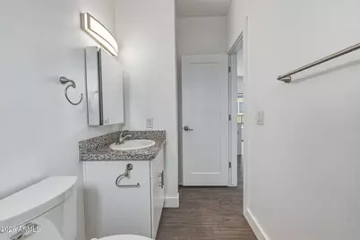 622 N 9th Avenue #303, Phoenix, AZ 85007 - Photo 16