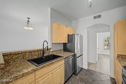 1411 E Orangewood Avenue #205, Phoenix, AZ 85020 - Photo 10