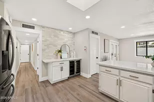 8302 E Avalon Dr, Scottsdale, AZ 85251 - Photo 10