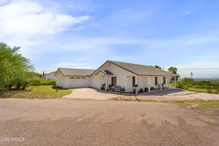 83 Maricopa Dr, Bisbee, AZ 85603 - Photo 2
