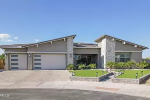 13730 W Bloomington St, Litchfield Park, AZ 85340 - Photo 2