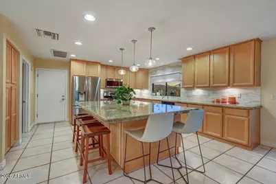 5017 E Le Marche Avenue, Scottsdale, AZ 85254 - Photo 14