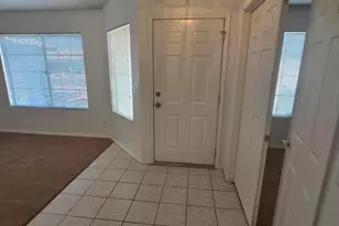 2925 E Blackhawk Dr, Phoenix, AZ 85050 - Photo 2