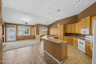 1499 E Monterey Street, Chandler, AZ 85225 - Photo 12