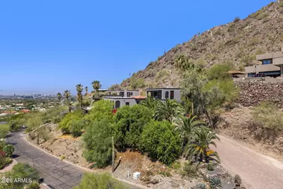 6900 N Highlands Drive, Paradise Valley, AZ 85253 - Photo 2