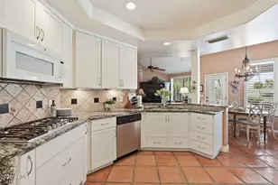 1116 W Las Palmaritas Dr, Phoenix, AZ 85021 - Photo 12