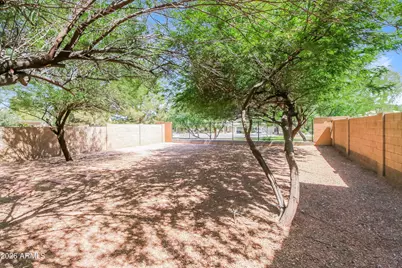 42480 W Santa Fe Street, Maricopa, AZ 85138 - Photo 14