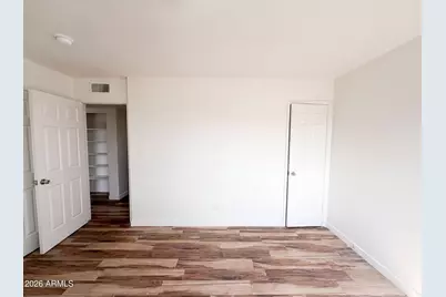 10215 N 36th Avenue, Phoenix, AZ 85051 - Photo 18