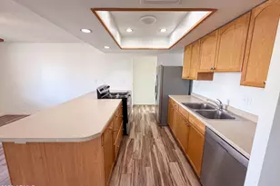 10215 N 36th Ave, Phoenix, AZ 85051 - Photo 2