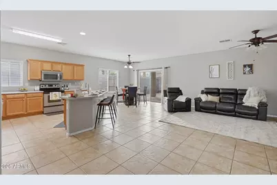 16597 W Madison Street, Goodyear, AZ 85338 - Photo 14