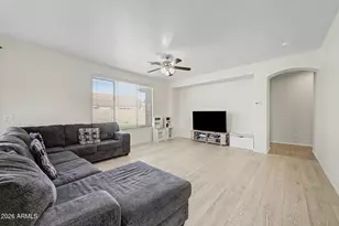 6959 S Wilson Dr, Chandler, AZ 85249 - Photo 8