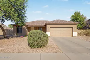 6959 S Wilson Dr, Chandler, AZ 85249 - Photo 2