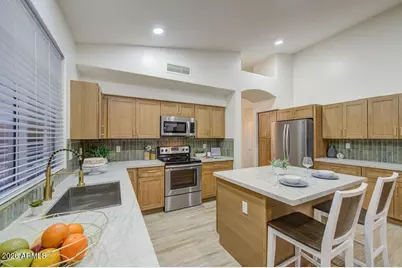 1250 E Captain Dreyfus Avenue, Phoenix, AZ 85022 - Photo 8