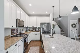 1424 E Goldcrest St, Gilbert, AZ 85297 - Photo 12