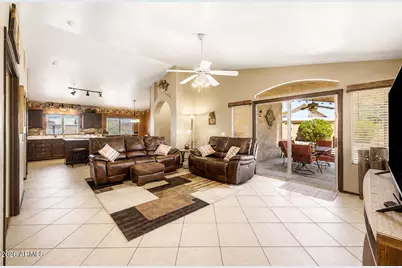 102 W Morrow Drive, Phoenix, AZ 85027 - Photo 4
