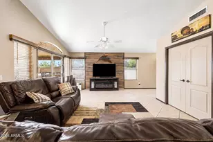 102 W Morrow Dr, Phoenix, AZ 85027 - Photo 2