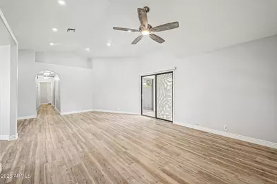 4407 E Amberwood Drive, Phoenix, AZ 85048 - Photo 12