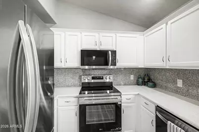 4407 E Amberwood Drive, Phoenix, AZ 85048 - Photo 14